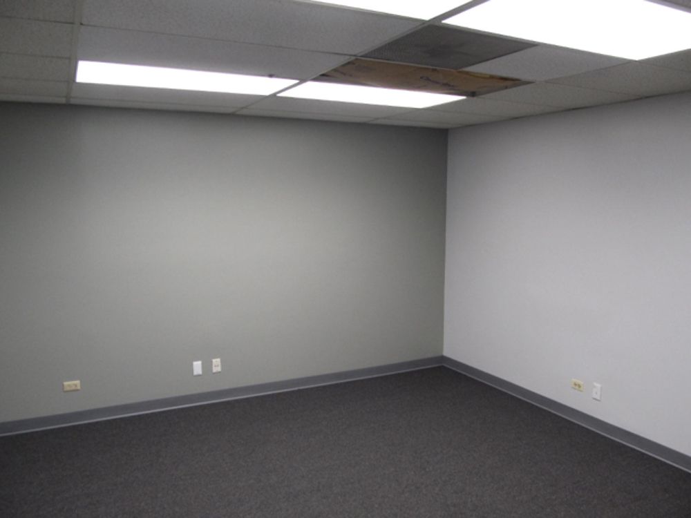 Suite 101 E